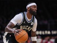 开云下载-活塞客场战胜雄鹿，福尔茨出色助攻