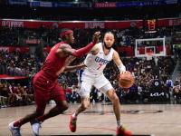 开云体育官网-快船全队合力夺取胜利，展现团队默契