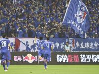 开云体育官方网站-包含申花主场击败鲁能，中超冠军希望重燃的词条