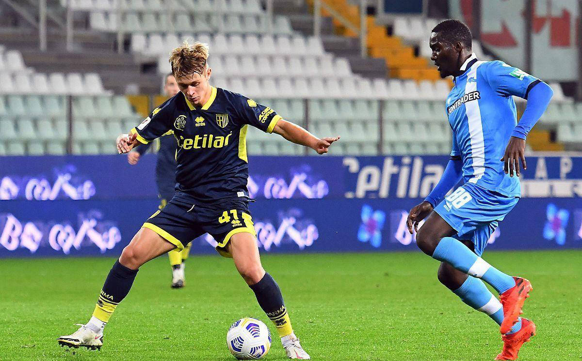 防线成隐患,尤文图斯需加强整体防守能力 防线成隐患,尤文图斯需加强整体防守能力