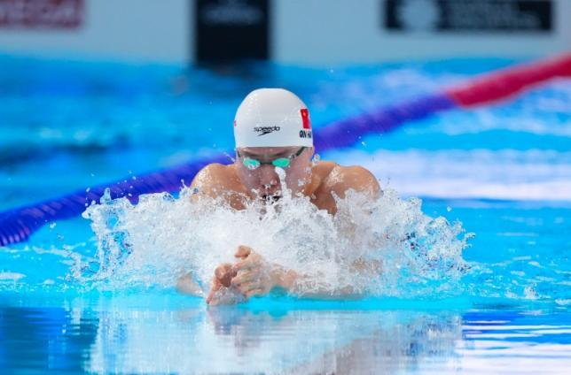 竞争激烈!青蛙泳选手争相冲刺的简单介绍 竞争激烈!青蛙泳选手争相冲刺的简单介绍