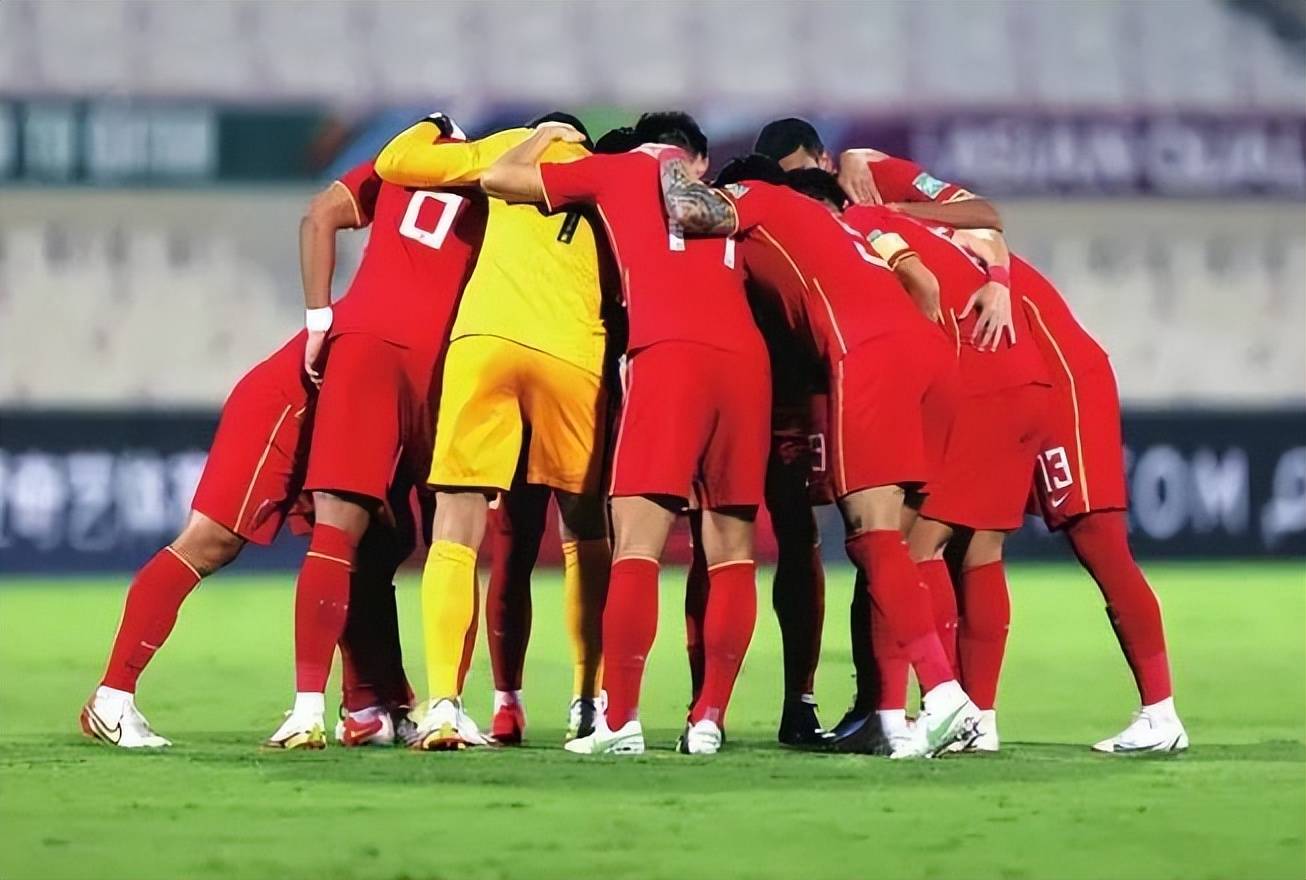 超级决战即将展开，球迷翘首期待的简单介绍