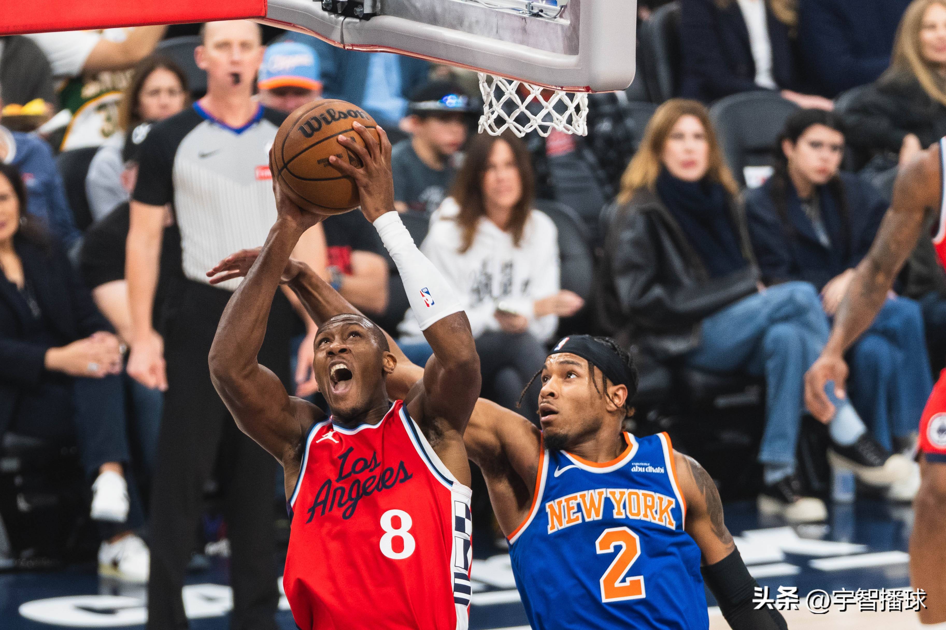 快船战胜尼克斯,保持领先 快船战胜尼克斯,保持领先