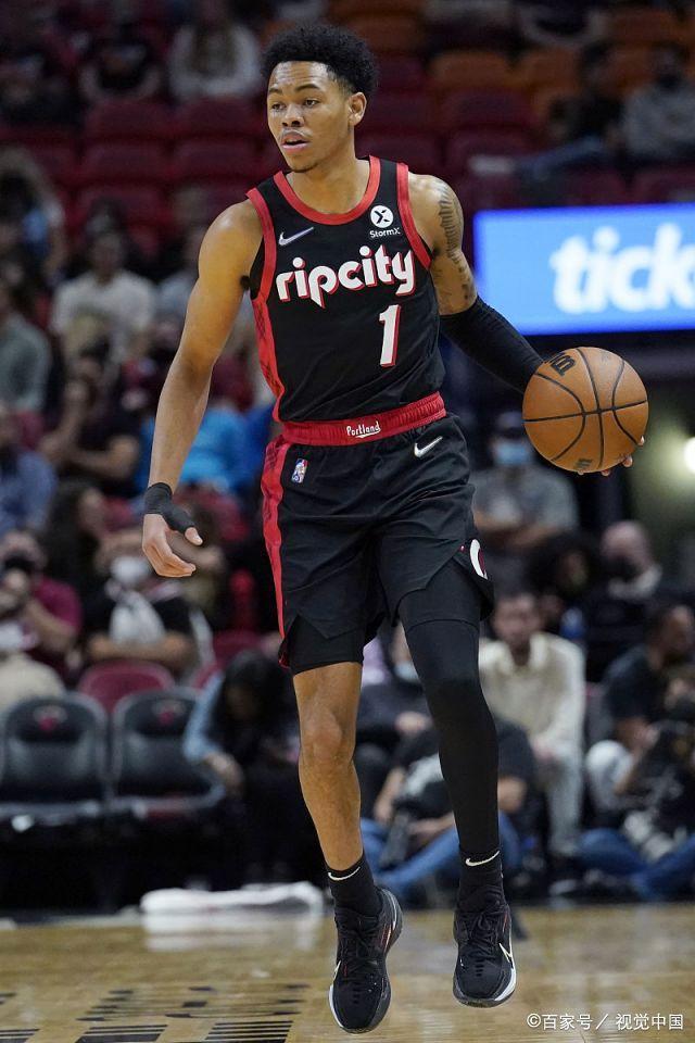 开拓者击败爵士，再遇失利