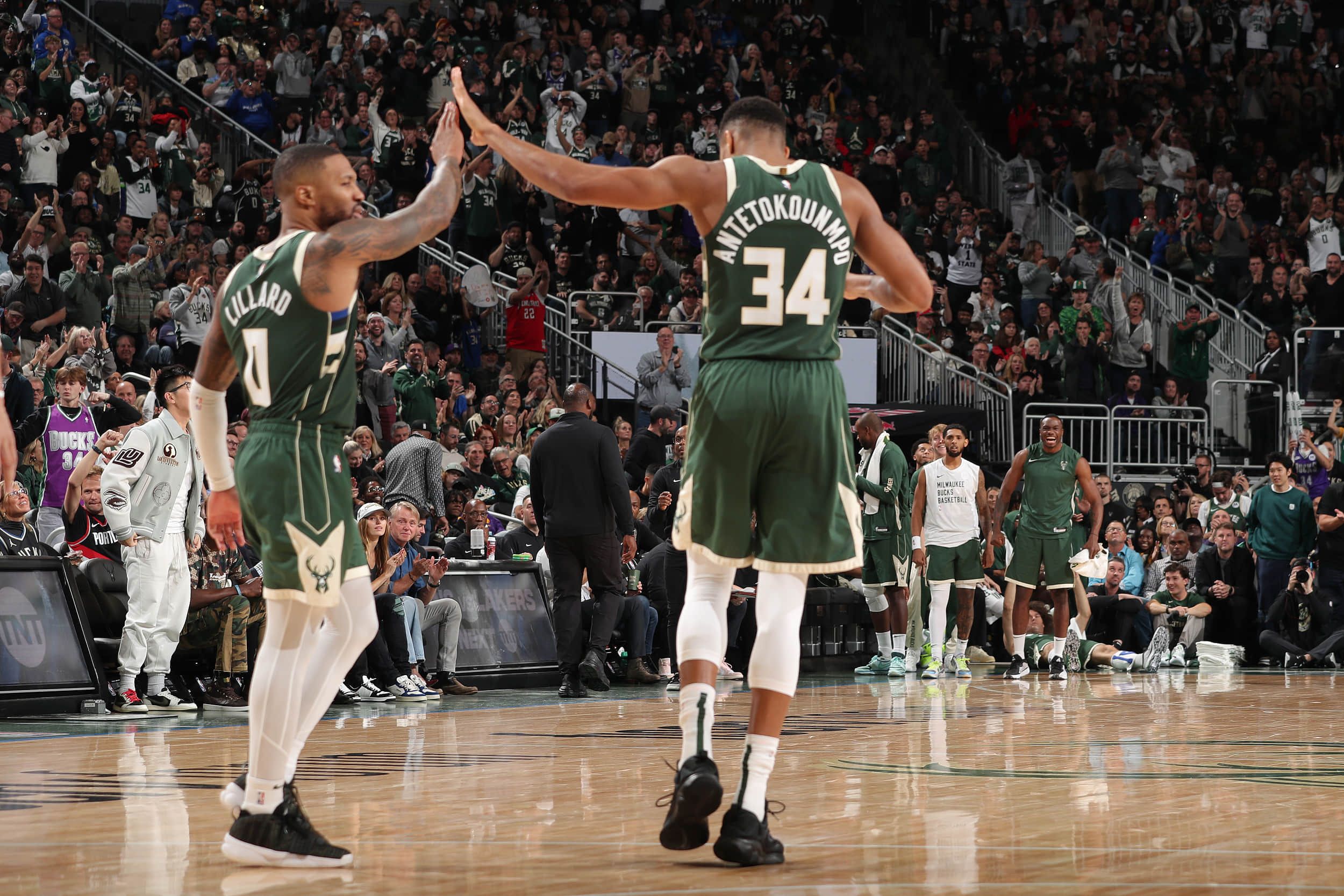 拉文对决字母哥!骑士vs雄鹿的简单介绍 拉文对决字母哥!骑士vs雄鹿的简单介绍