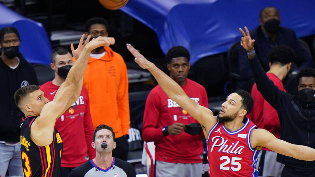 76人连胜赛百步走10连胜，西蒙斯砍下16+13